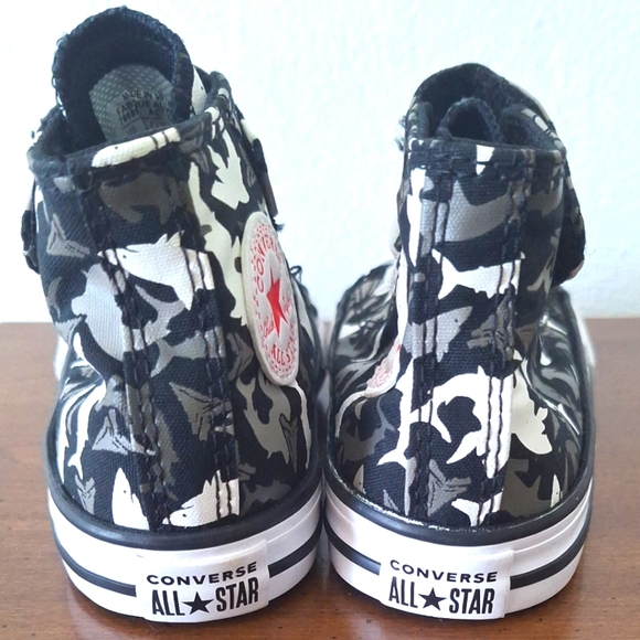 Converse All Star Shark Bite Canvas Sneakers Infant Boys Size 6 - Picture 7 of 10